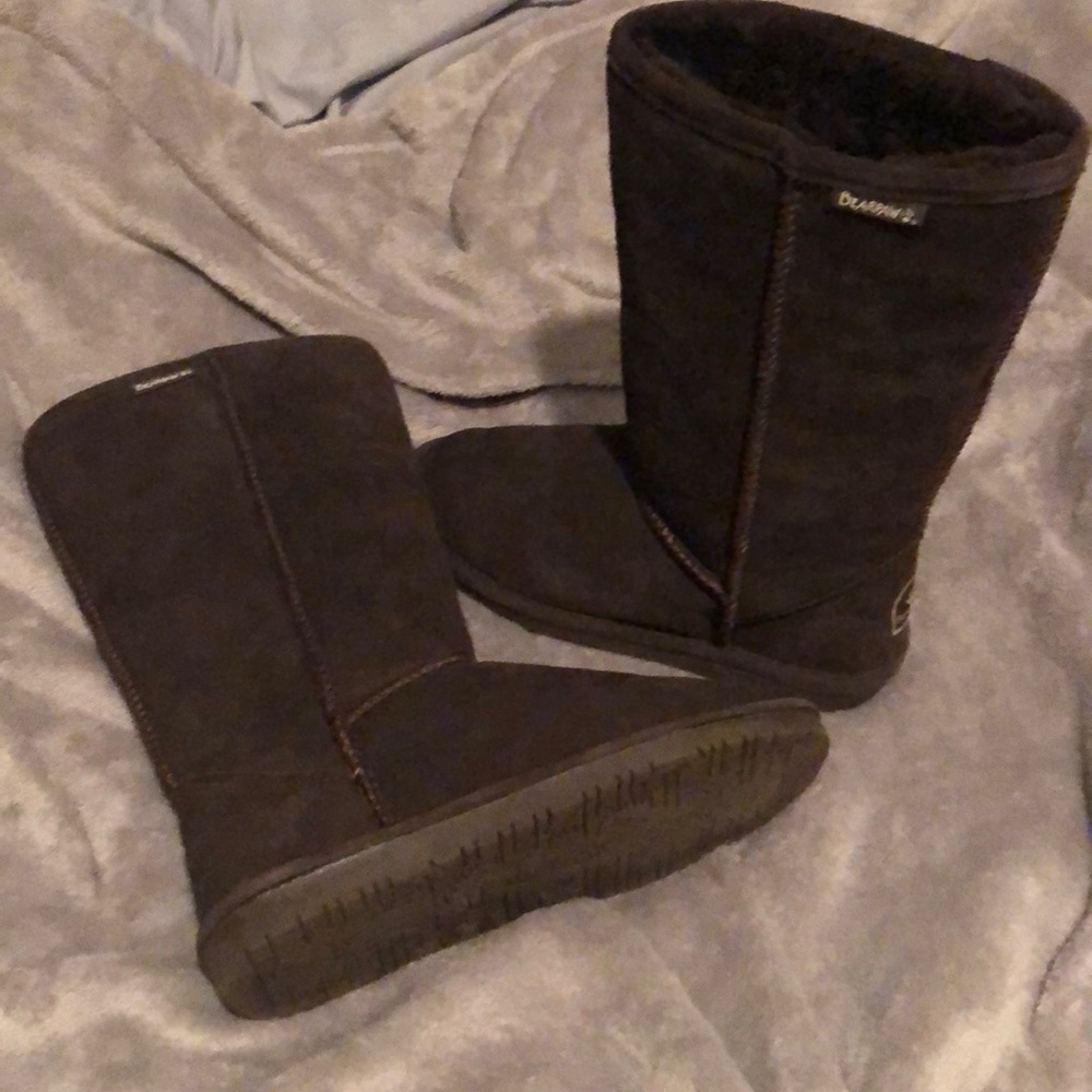 Brown bear paw boots